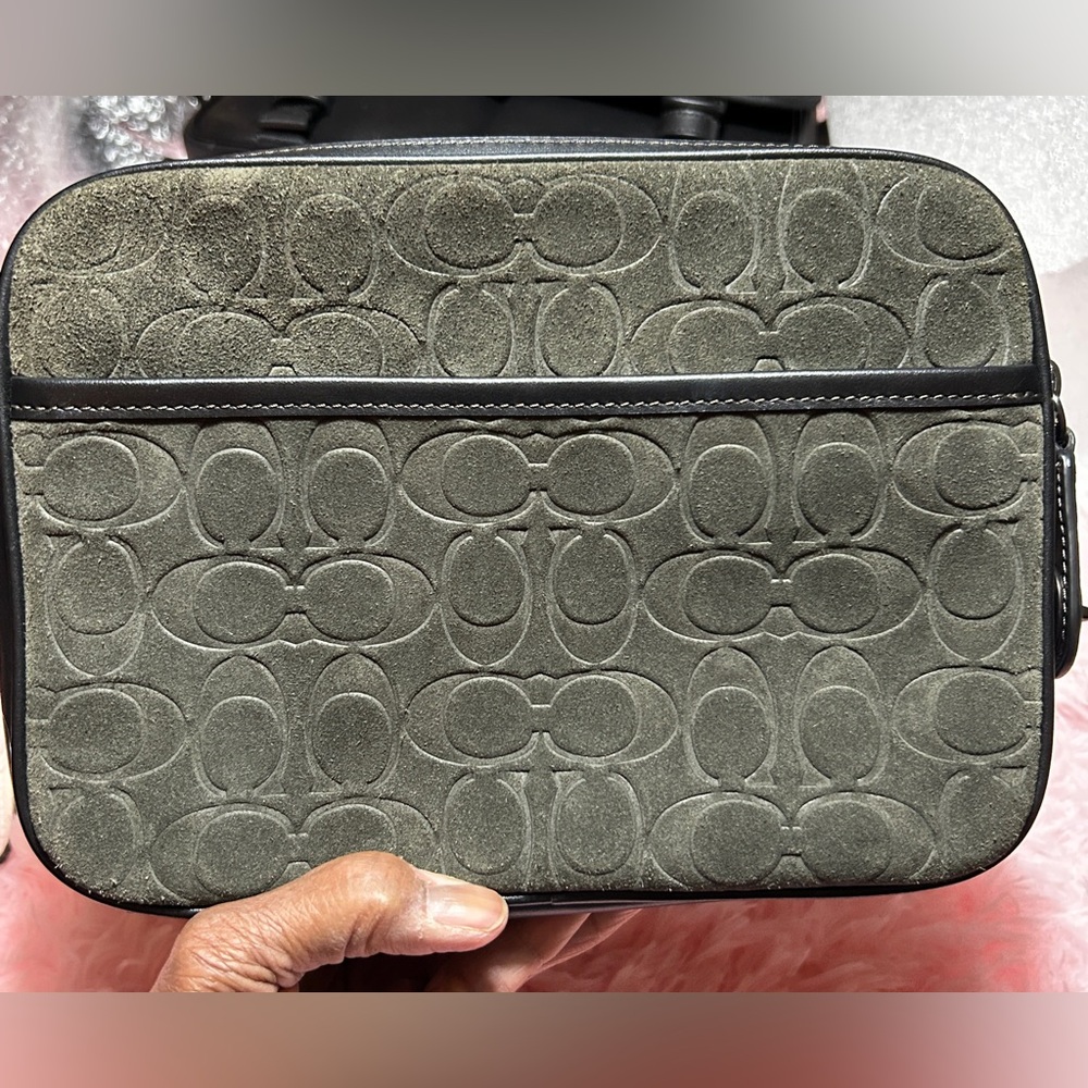 COACH FLIGHT BAG SIGNATURE SUEDE/DARK ARMY GREEN - Picture 3 of 10